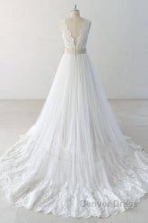 Elegant V-neck Lace Tulle A-line Wedding Dresses